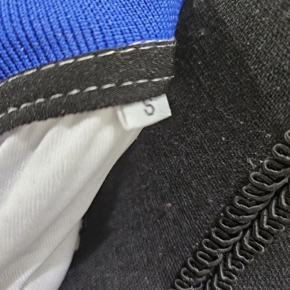 Jersey - Picture 4 of 5